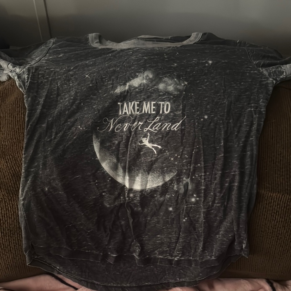 Gray 'Take Me to Neverland' T-Shirt